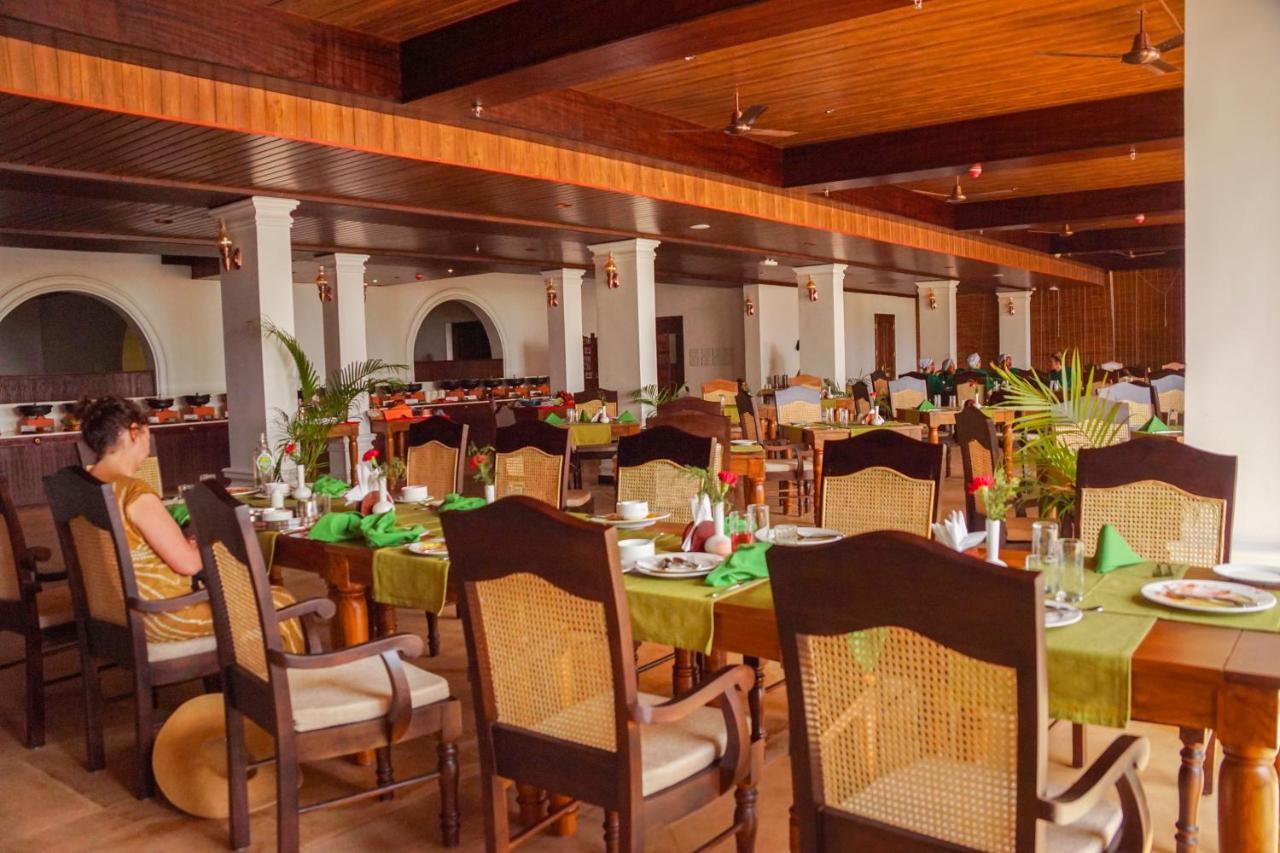 Готель Ayursoma Ayurveda Royal Retreat Ковалам Екстер'єр фото