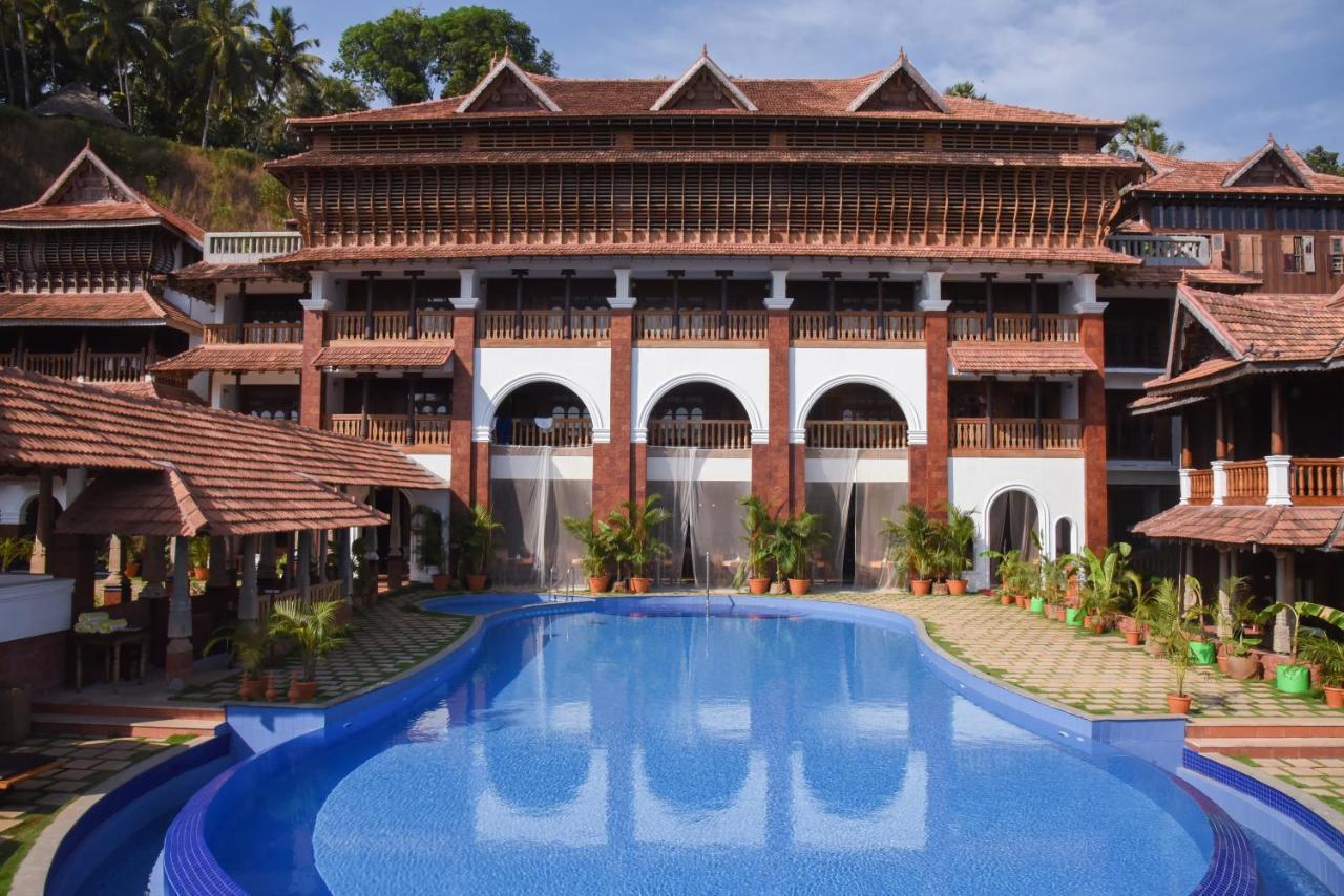 Готель Ayursoma Ayurveda Royal Retreat Ковалам Екстер'єр фото