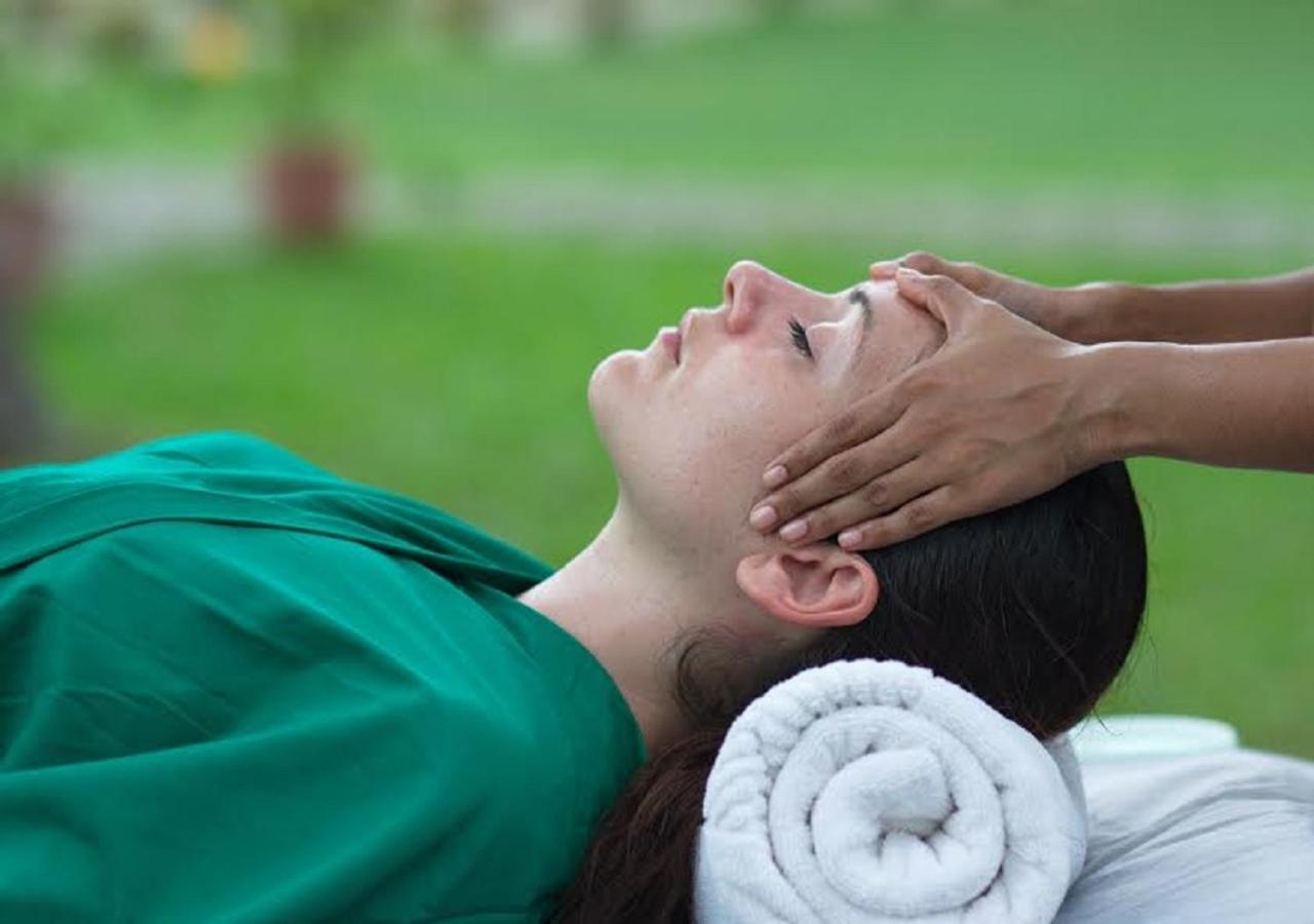 Готель Ayursoma Ayurveda Royal Retreat Ковалам Екстер'єр фото